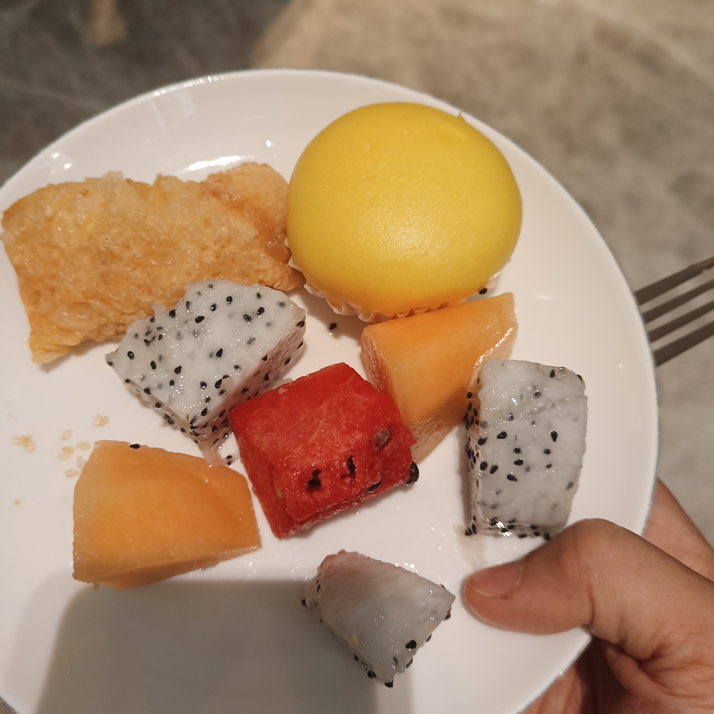 Chả giò khá ngon. 🤤